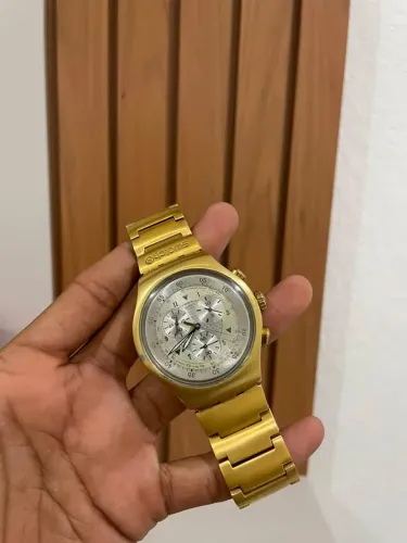 Swatch pirâmide