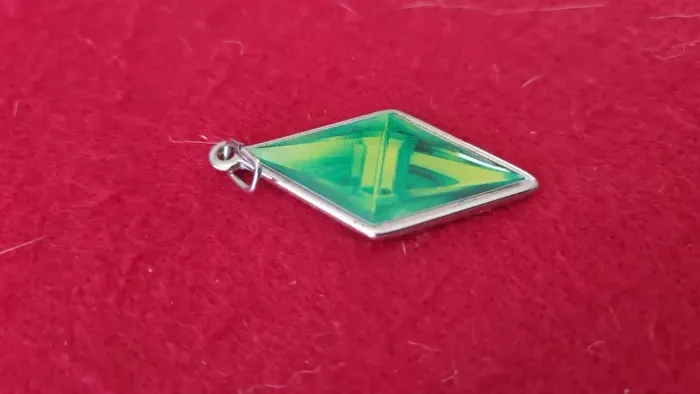Pingente Original The Sims Em Metal (Usado)