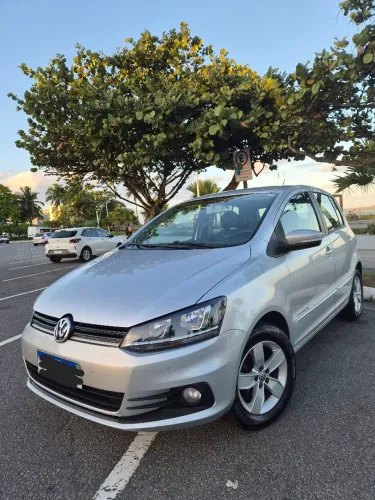 Volkswagen Fox Comfortline 1.6 Flex 8V 5P 2017