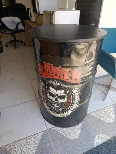 Tambor com MDF de barbearia