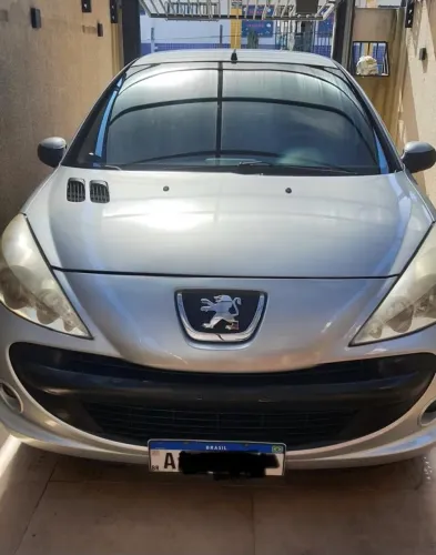 Peugeot 207 XR Sport 1.4 Flex 8V 5P 2011