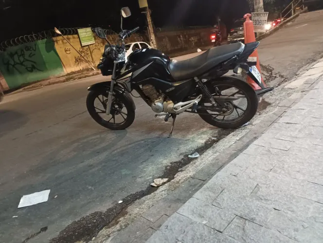 Honda Titan cg preta 150 cc