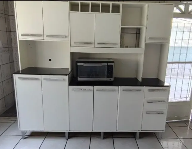 Armário de cozinha com Forninho elétrico