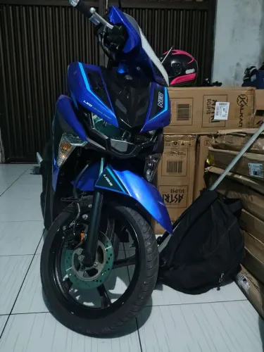 Yamaha Neo 125 azul