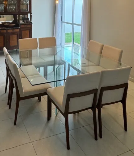 Tampo de mesa e base de vidro 1,60m x 1,60m em estado de novo 