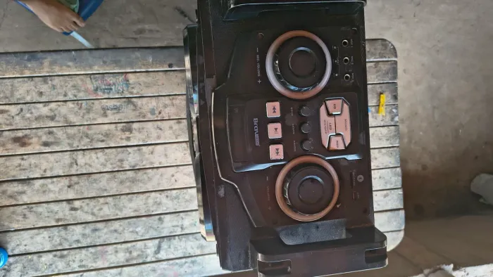 caixa amplificada HS Sound