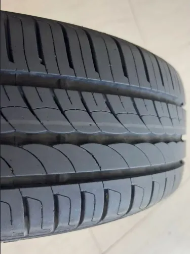 Pneu Pirelli Cinturato P1 Aro 15 - 185/60R15 88H XL