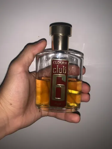 Desodorante Colônia Eudora Club 6 Fever (USADO, está na metade) 