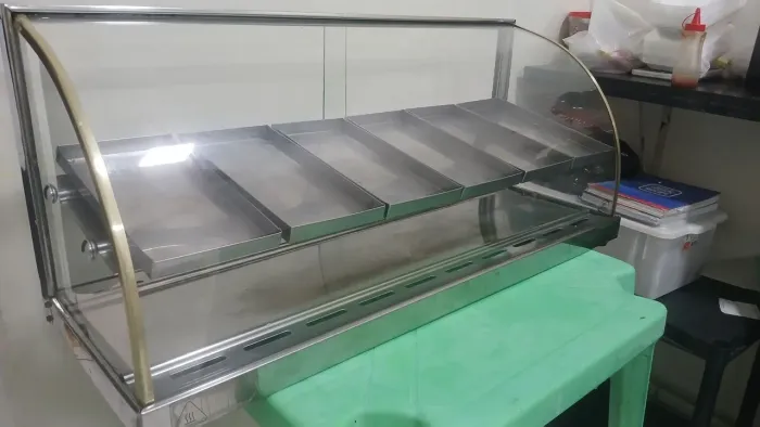 Estufa/vitrine quente de salgados