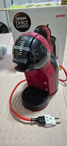 Maquina de café dolce gusto