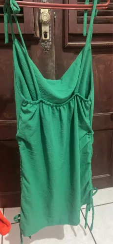 Vestido curto de amarração 