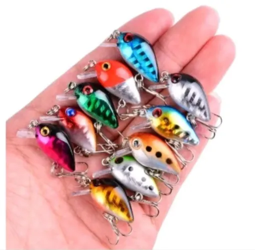 3 mini iscas artificiais de pesca com 1 anzol meia água Tilápia Tucunaré lambari 