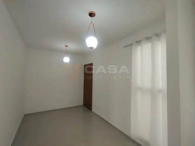 Apartamento térreo com 2 quartos em São Patrício Jacaraípe