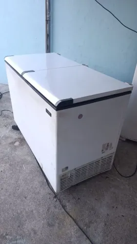 VENDO FRREZER ESMALTEC 500 LITROS COM GARANTIA