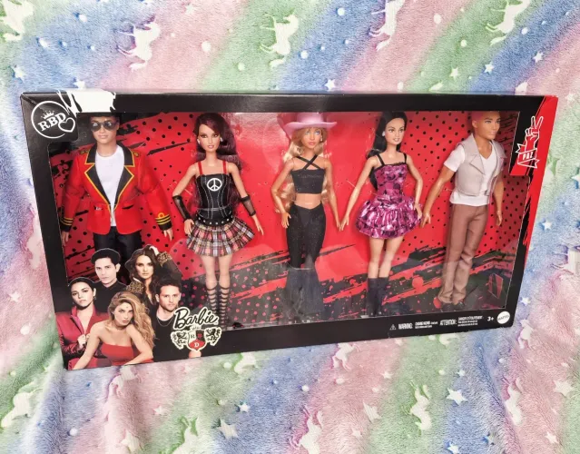 Boneca RBD Rebelde Barbie