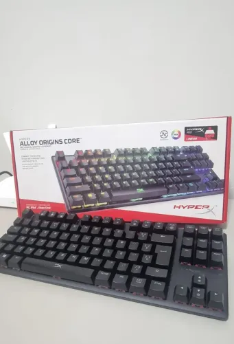 Teclado Mecânico HyperX Alloy Origins Core | Switch Red Linear