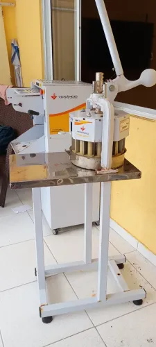 Divisora de massa de pão