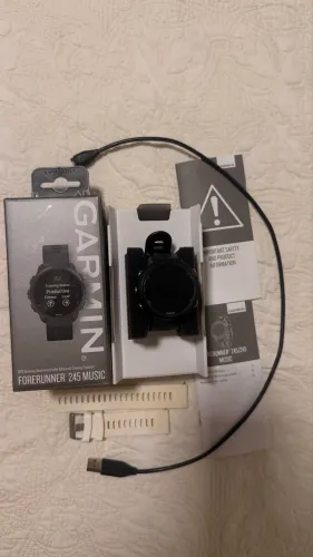 Garmin 245 MUSIC ?
