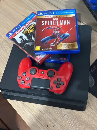 Vendo PS4 SLIM 1TB com jogos e controle