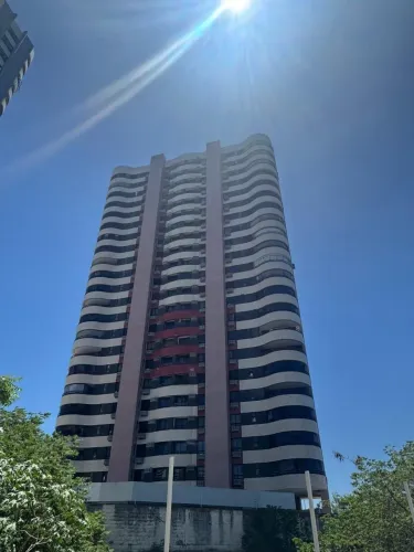 Apartamento à venda ao lado do Shopping Iguatemi - 3 suítes