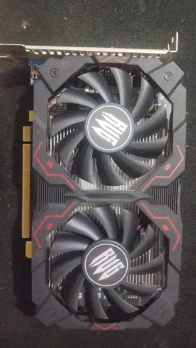 Placa de vídeo GT 740 4GB semi-nova