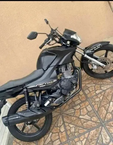 Moto Yamaha Factor 150 2020