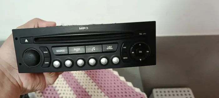 Vendo aparelho de som Citroen c4