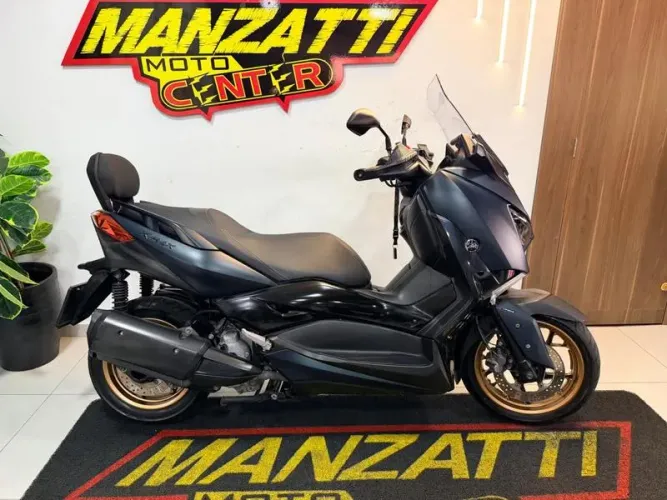 YAMAHA XMAX 2023