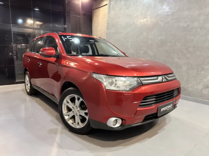 Mitsubishi Outlander 3.0/ GT 3.0 V6 Aut. 2015
