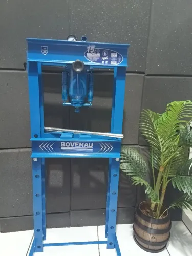 ? PRENSA HIDRÁULICA BOVENAU 15 TONELADAS COM MANÔMETRO ?