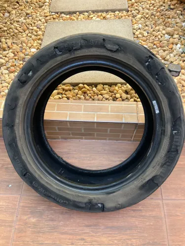 Pneu Continental 195/55 R16 - Para Artesanato ou Reciclagem