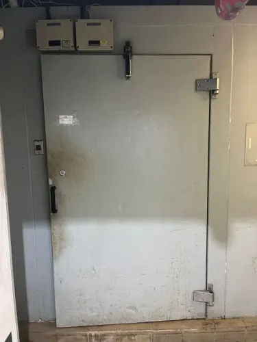 Câmara fria 6m² completa com motor, evaporadora e compressor