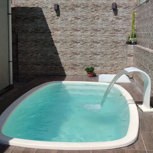 ALUGA-SE CASA COM PISCINA EM ITAMARACÁ R$200
