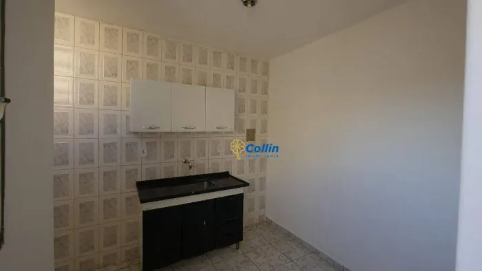 Apartamento com 2 dormitórios para alugar, 49 m² por R$ 1.350,00/mês - Olinda - Uberaba/MG