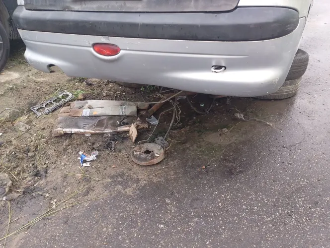 Para-choque traseiro Peugeot 206