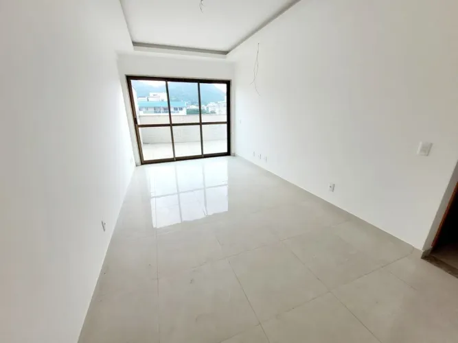 Cobertura com 4 Quartos à venda, 242 m² por R$ 1.200.000 - Vila Valqueire - Rio de Janeiro