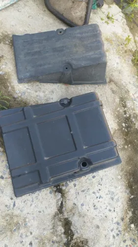 tampa da caixa de baterio 24v e 12v