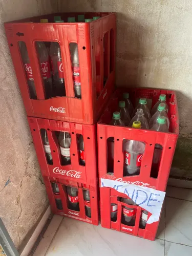 Vende-se gradeados de Coca Cola