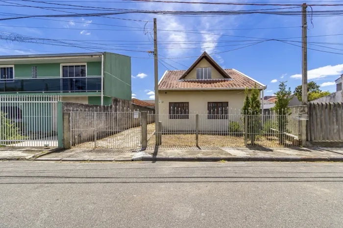 Excelente casa para locação, no Capão da Imbuia!