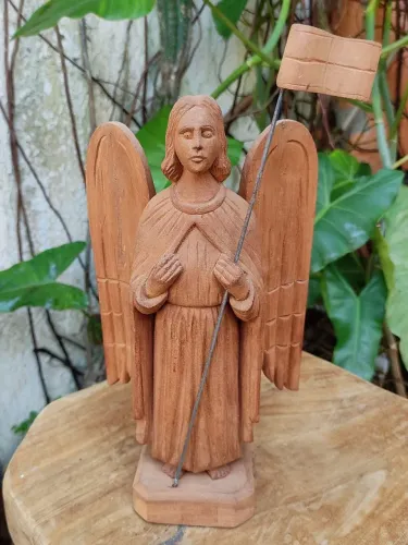 Escultura de São Miguel Arcanjo