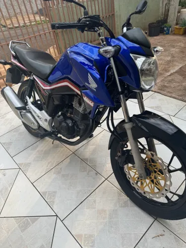 Cg titan 2019/2020 edição especial 40 anos Honda
