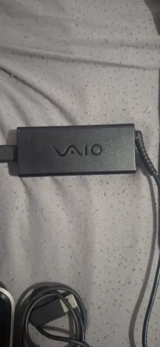 Carregador original para notebook Sony Vaio