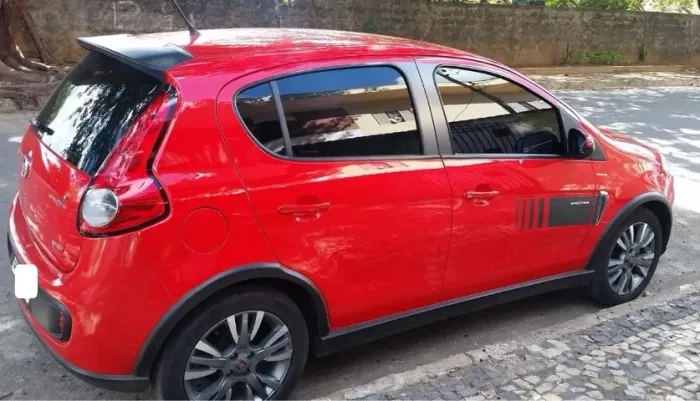 Fiat Palio Sporting 1.6 Flex 16V 5P 2013