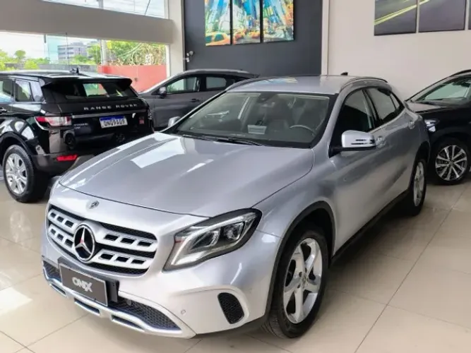 Mercedes-Benz GLA 200 Adv. 1.6/1.6 TB 16V Flex Aut. 2020