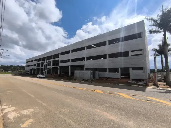 Imóvel para aluguel com 3900 metros quadrados - Vargem Grande Paulista - SP