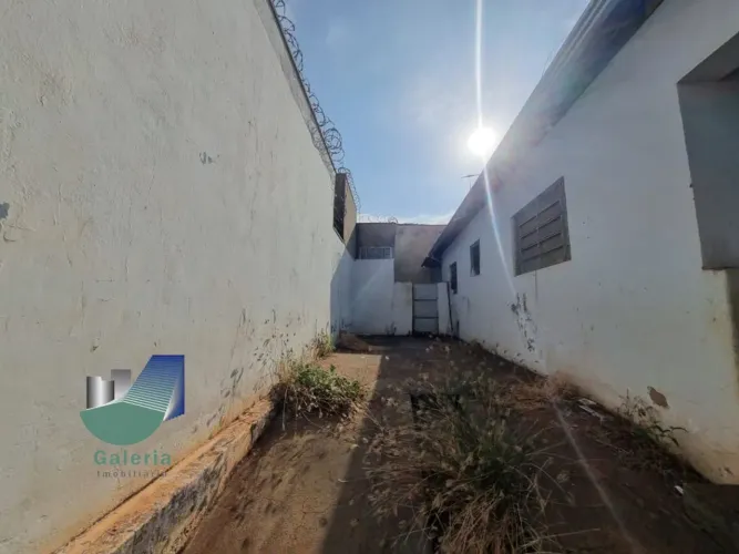 Casa Residencial/Comercial com 2 quartos para alugar, 126m² - Vila Virgínia