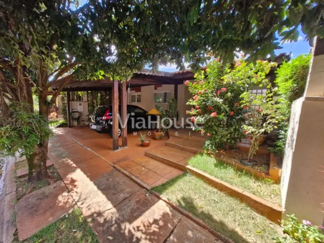 Condomínio Residencial Jatobá - Casa Térrea para alugar com 129m² - 03 domitórios sendo 1