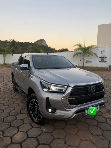 Toyota Hilux CD SRX 4X4 2.8 TDI 16V Diesel Aut. 2021
