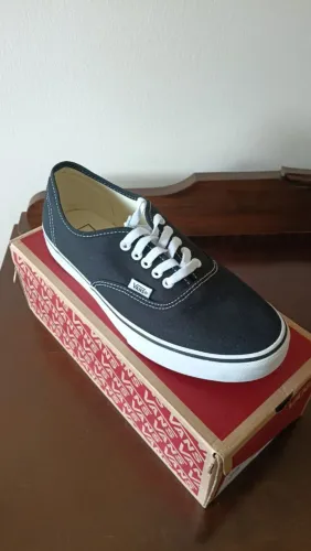 Tênis Vans Authentic Preto 41 - Novo na caixa