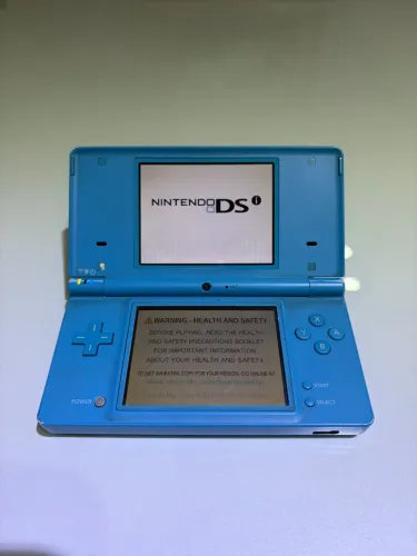 Nintendo DSi azul